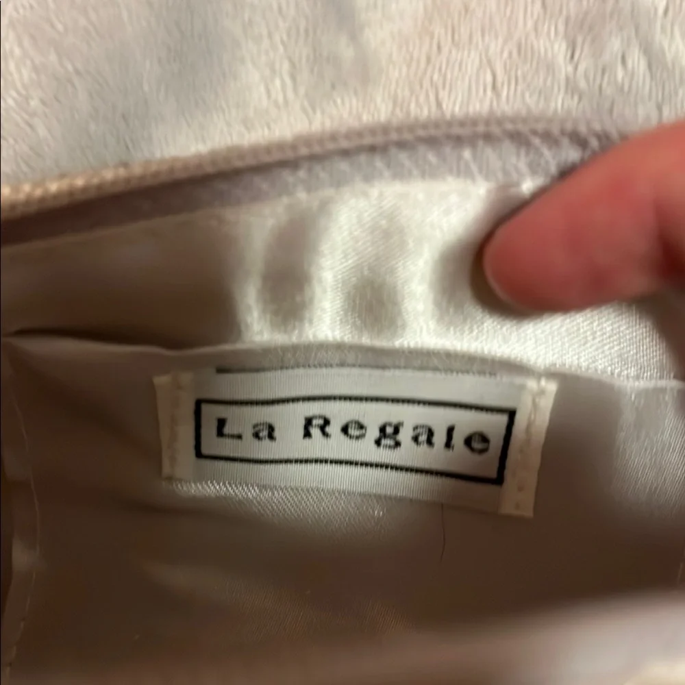 La Regale Silver Beaded Clutch - Picture 2 of 3